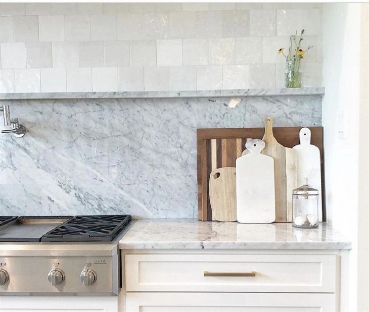 White-Venatino-Marble-for-Tile-Slab-Countertop-Backsplash-Background.webp (5)(001)